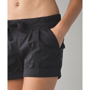[美品] Spring Break Away Short (サイズ6) Spring Break Away Short | lululemon SG